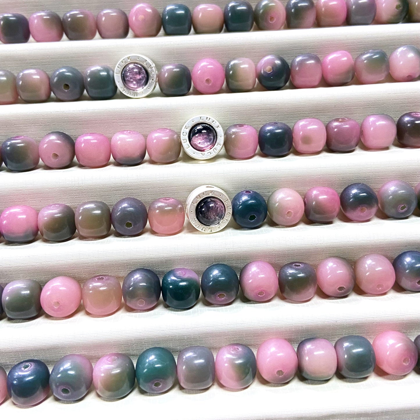 Bodhi Black Pink 9*10mm