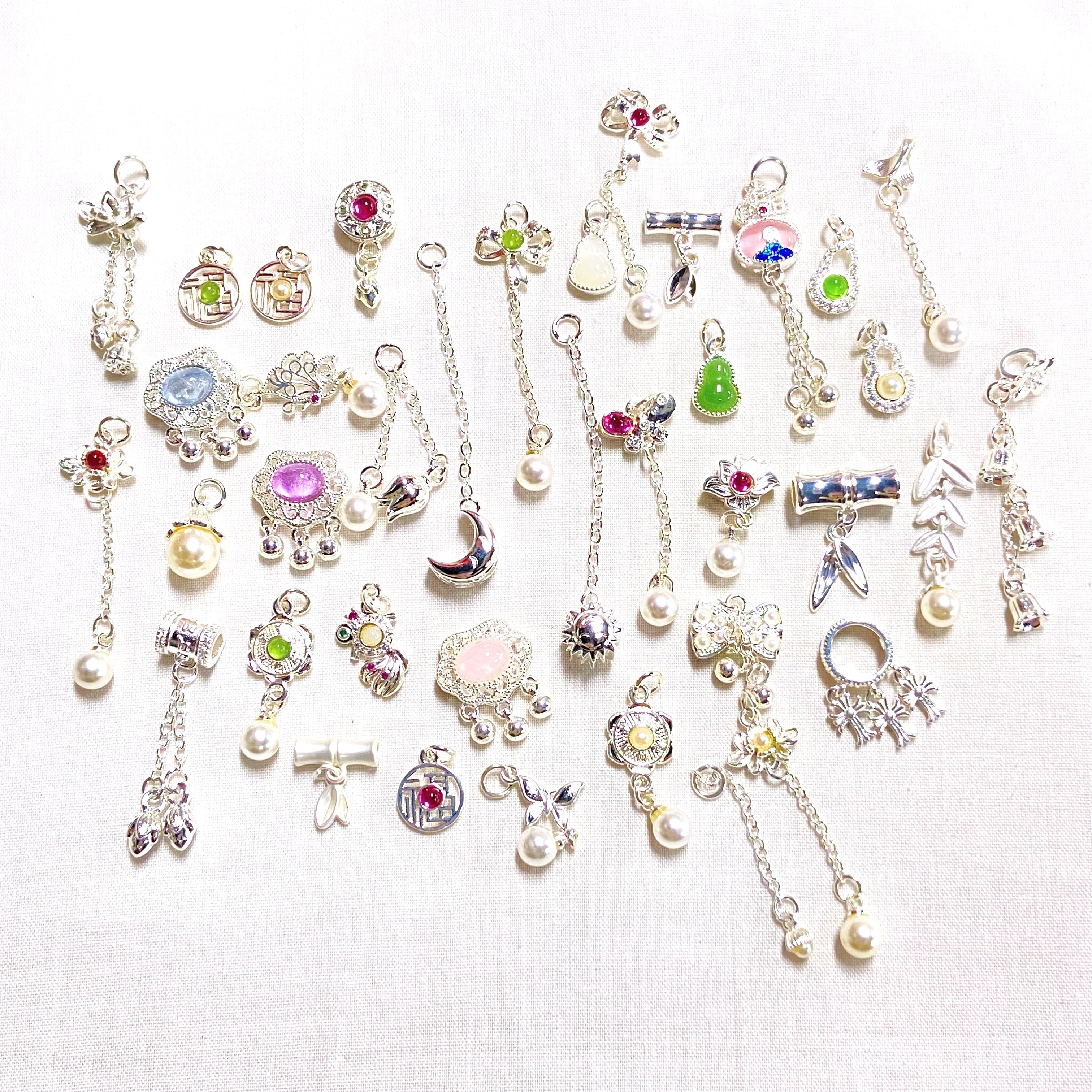 Royal Silvie Deluxe Pendant Chains