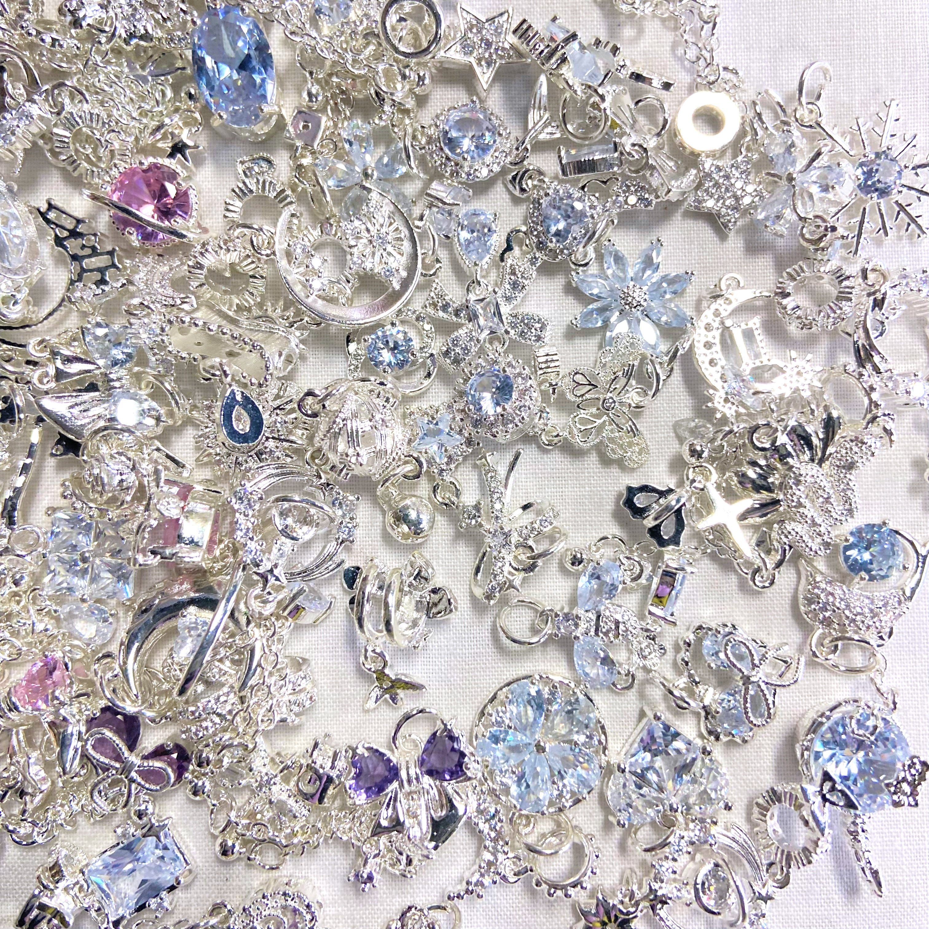 Royal Zircon Pendants Silver