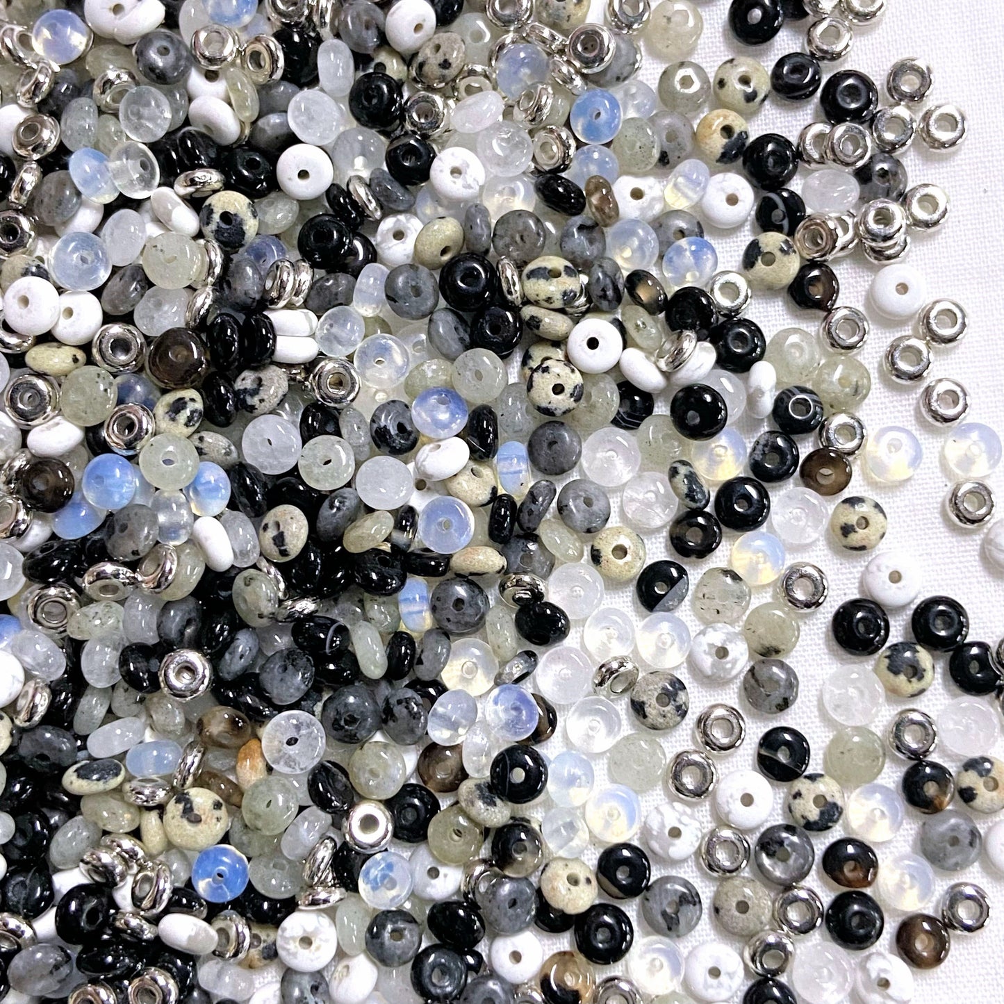Crystal Cobble Stone Ash 5*8mm