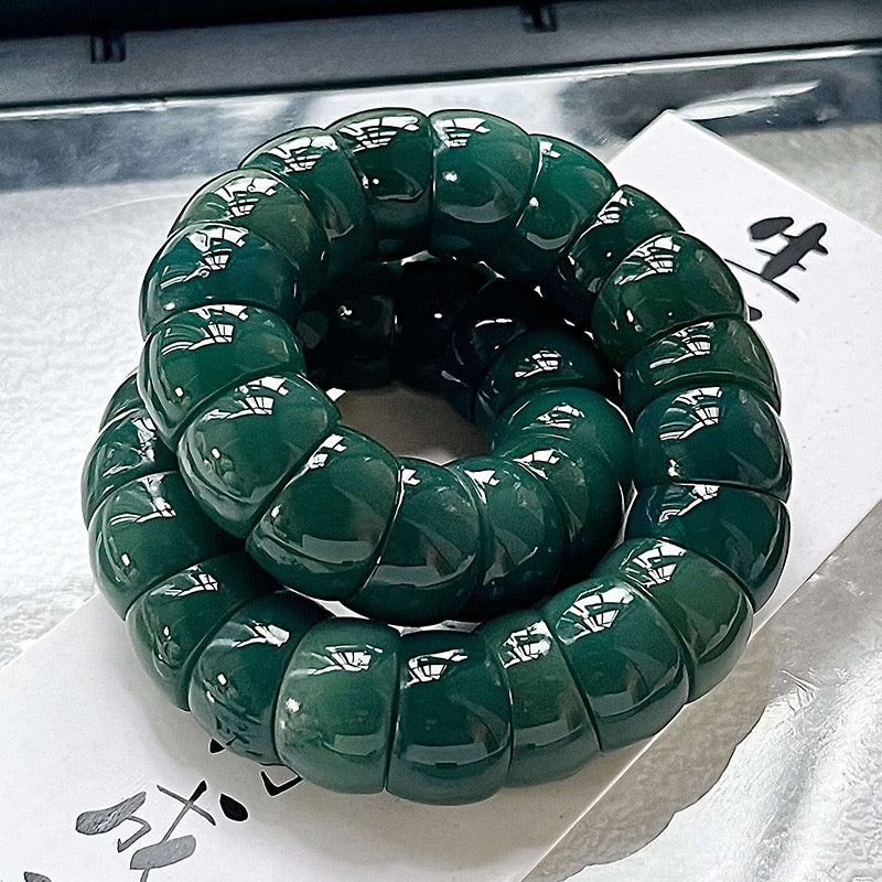 Bodhi Cake Emerald